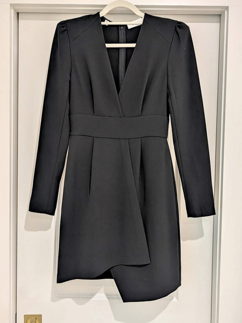 A.L.C. Black Asymmetrical Mini Long Sleeve Dress Size 6